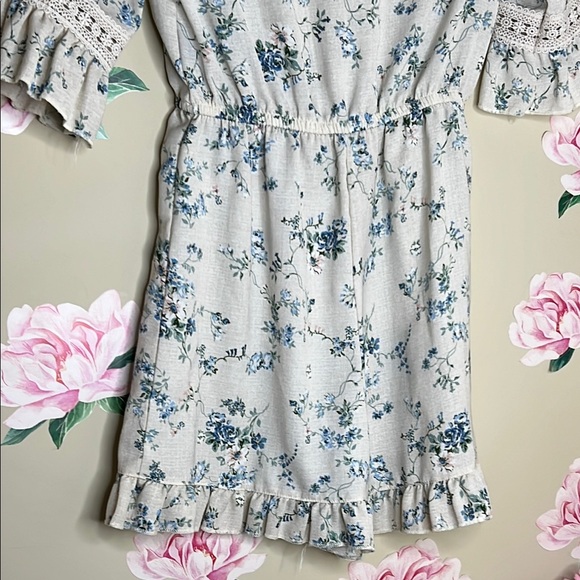 Floral Ruffle Sleeve Dress. T-20 - Picture 6 of 8